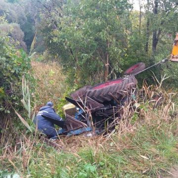В Кировоградской области трактор упал в кювет — погиб водитель