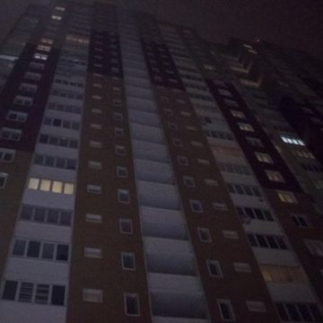 Самоубийство в Киеве: в Подольском районе мужчина выбросился с 19 этажа