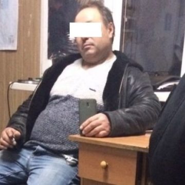 В Одесской области водитель отвез студентку-пассажирку в лес и изнасиловал
