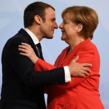 Меркель ведет Германию к российской оккупации