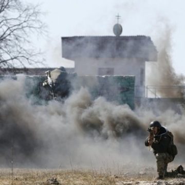 Под Луганском силы «ЛНР» обстреляли ракетами авто украинской армии