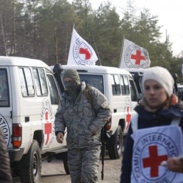 В Красном Кресте рассказали о смерти трех пенсионеров на Донбассе