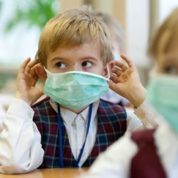 Во Львовской области более 200 школ закрыли на картин из-за гриппа и кори