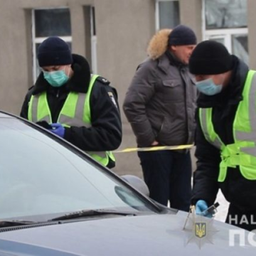 В Харькове нашли мертвого таксиста с перерезанным горлом