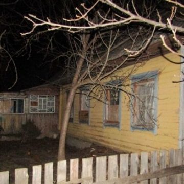 В Житомирской области женщина с ножом напала на полицейского