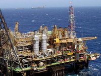 Добыча нефти в Венесуэле резко упала из-за перебоев в энергоснабжении — СМИ