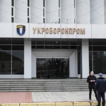Запоздалая реакция: Порошенко хочет проверить глав «Укроборонпрома» на полиграфе
