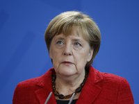Меркель дистанцируется от поиска своего потенциального преемника