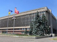 Развал «большинства» в Запорожском облсовете: обвинения в «захвате власти» и нелегитимной сессии, а также силовом давлении «титушками»