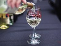 ФГИ решил приватизировать Харьковский завод шампанских вин