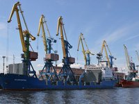 АМКУ обязал Мининфраструктуры и ФГИ устранить завышение стоимости аренды в Николаевском порту для стивидора