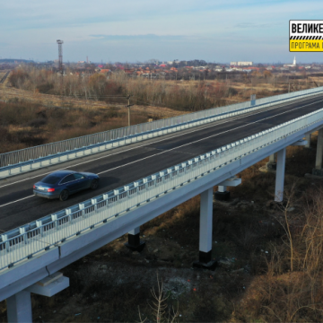 Дорожники реконструировали самый длинный путепровод Закарпатской области на трассе М-25