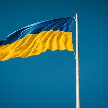 Більшість українців вважає, що Україна зберігає власний суверенітет — опитування КМІС